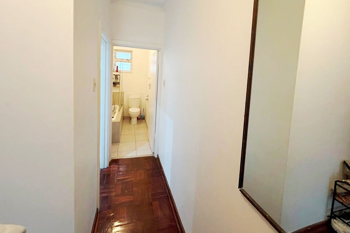 HUMEWOOD STUDIO / BACHELOR APARTMENT FOR RENT - Photo 4