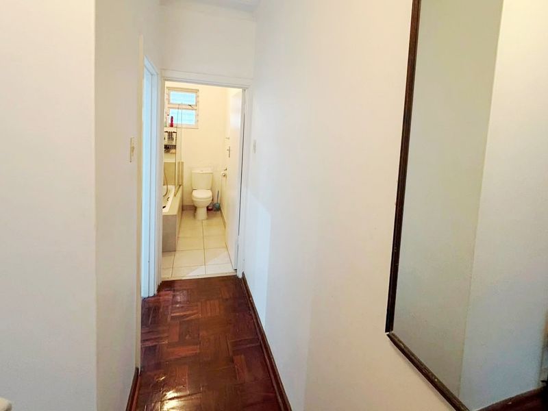 HUMEWOOD STUDIO / BACHELOR APARTMENT FOR RENT - Photo 4