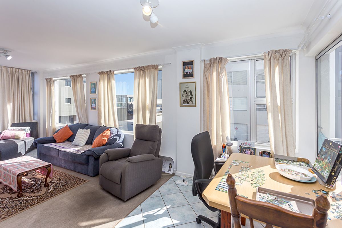 Apartment For Sale In Blouberg - Photo 3