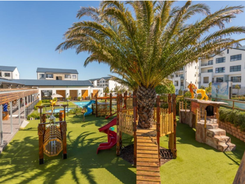 Modern 3-Bedroom Ground Floor Apartment with Private Garden | De Zicht Lifestyle Estate - Photo 1