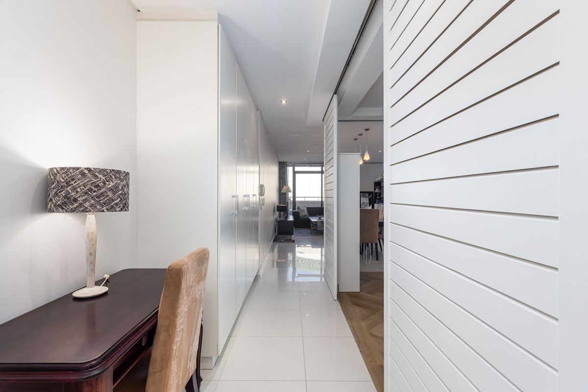 1 Bedroom Apartment to let - Photo 2