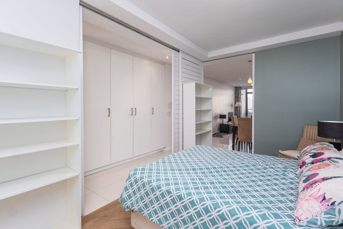 1 Bedroom Apartment to let - Photo 5