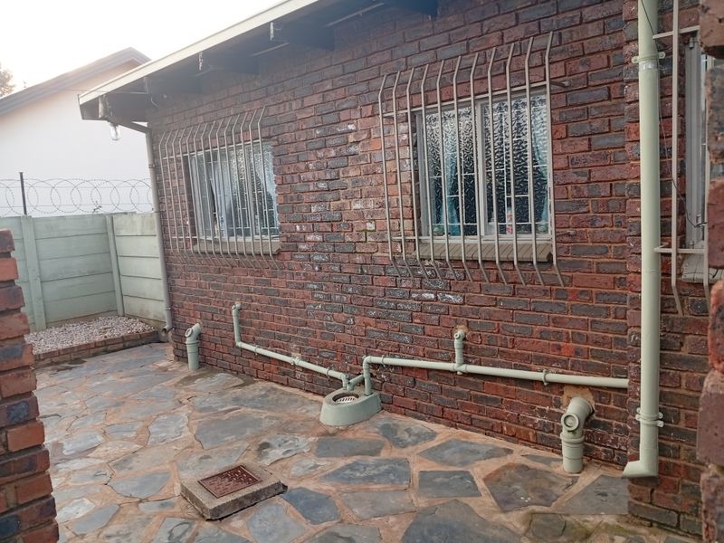 House For Sale In Pretoria - Photo 9
