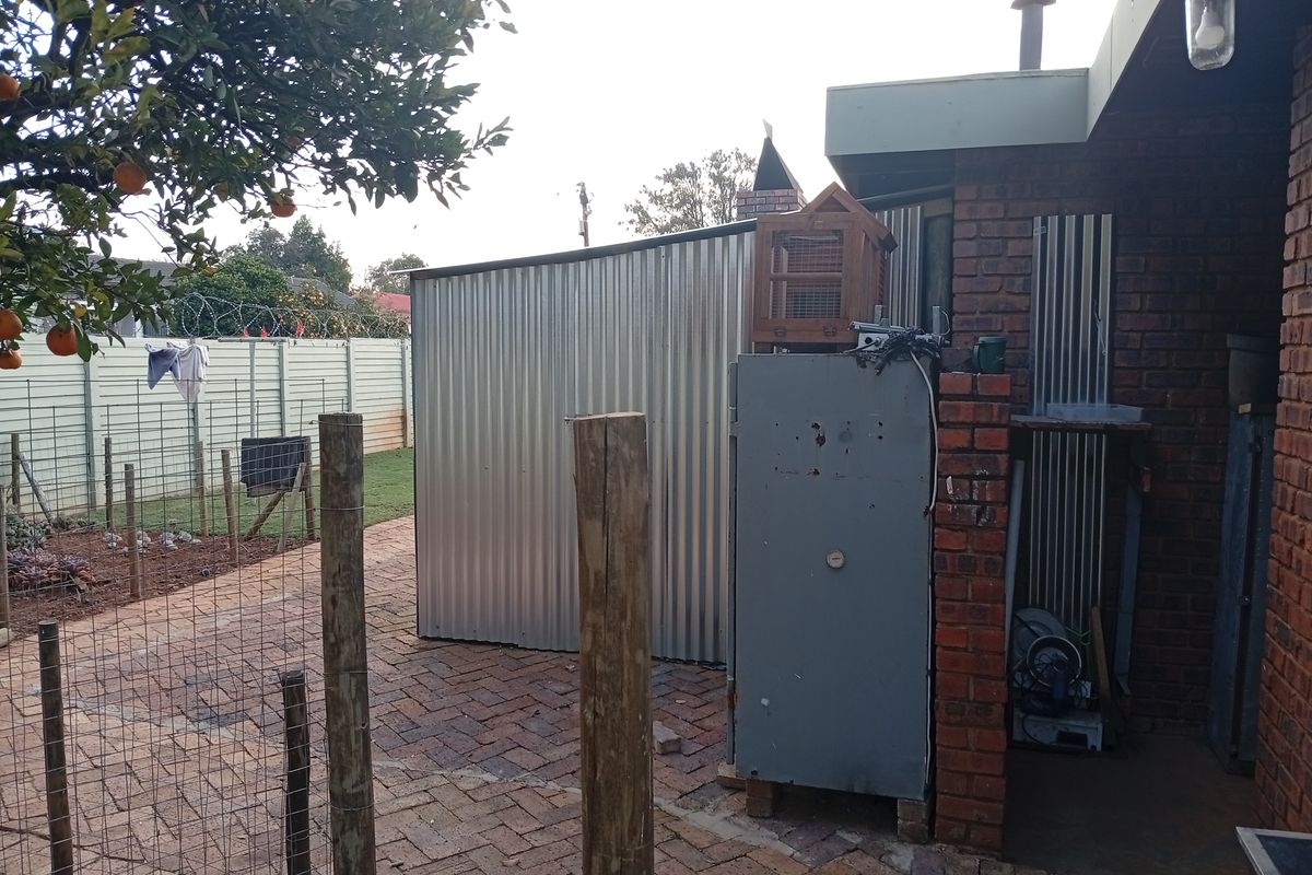 House For Sale In Pretoria - Photo 4