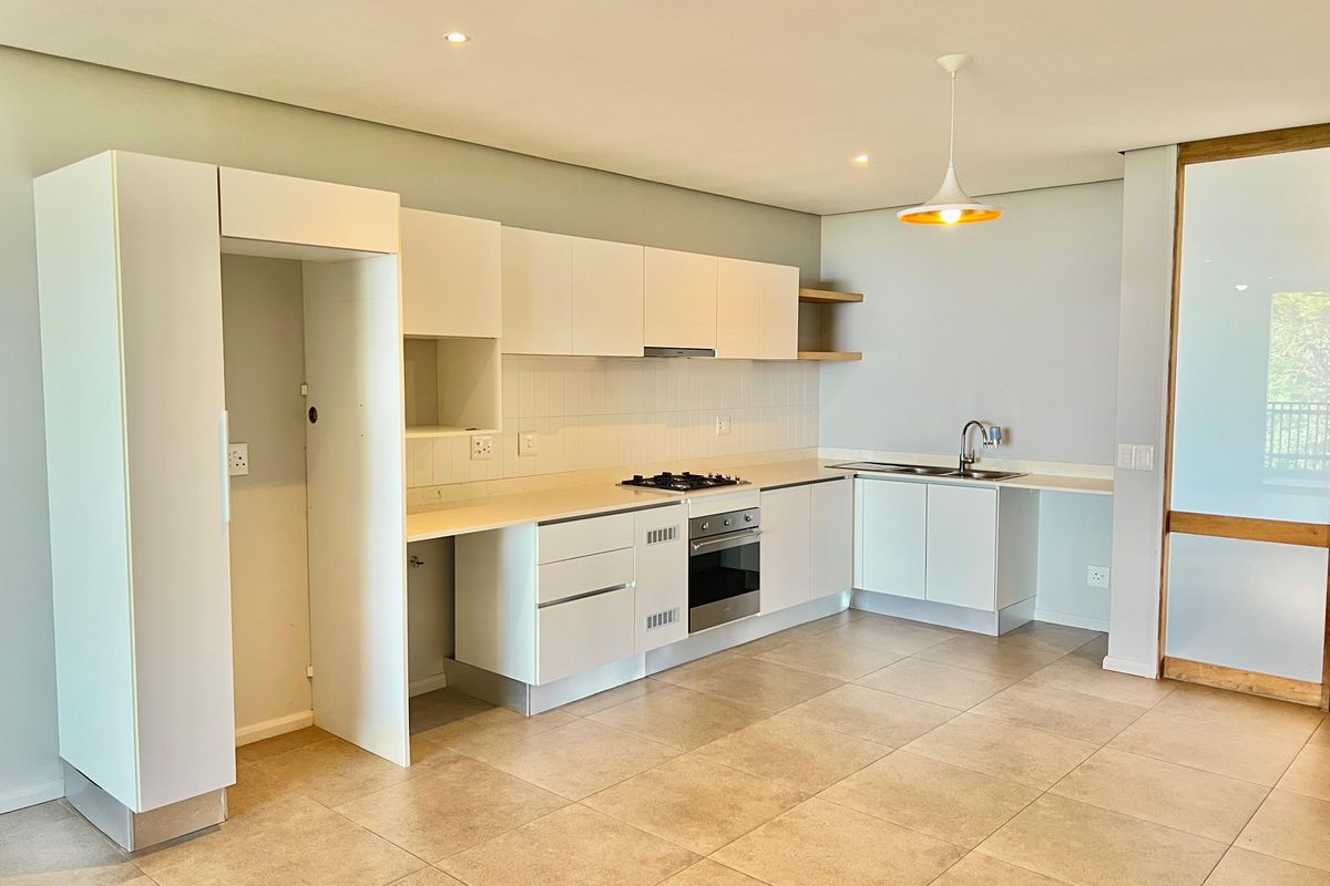 Top-Floor Elegance Surrounded by Nature in Elaleni - Photo 2
