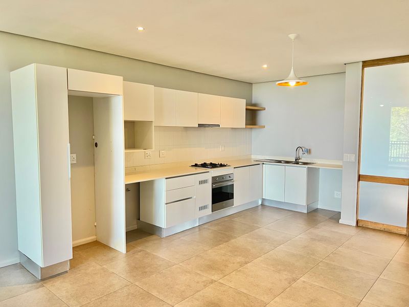 Top-Floor Elegance Surrounded by Nature in Elaleni - Photo 2