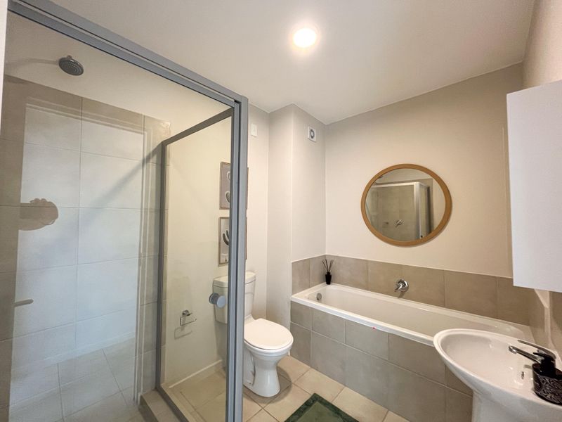 Last 3 Bedroom Apartment Available direct from the developer! - Photo 6