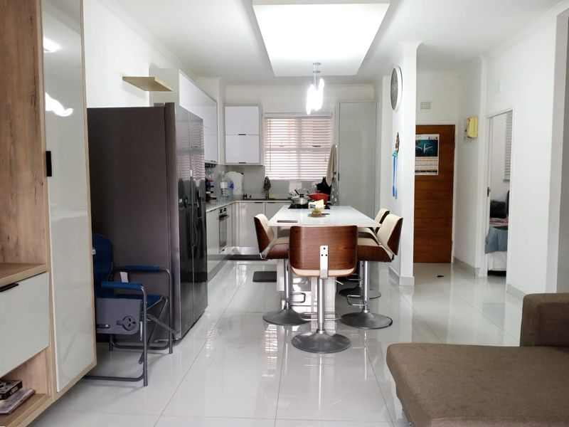 Modern 2 Bed Apartment in Westbrook - Photo 10
