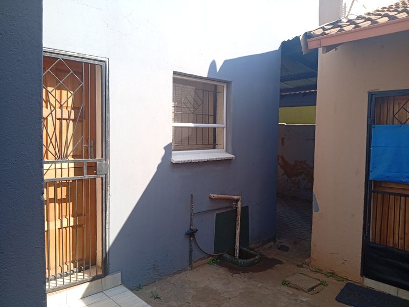 House For Sale In Pretoria - Photo 8