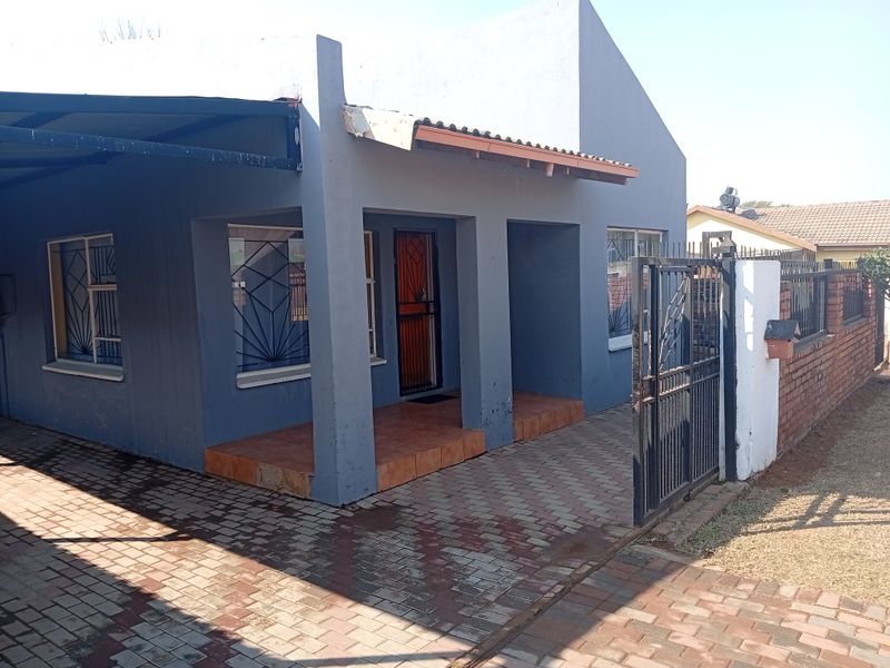 House For Sale In Pretoria - Photo 7