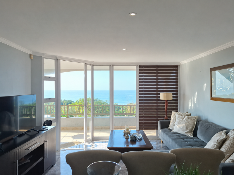 Luxury Furnished 3-Bedroom Apartment with Panoramic Ocean Views – Westbrook - Photo 2
