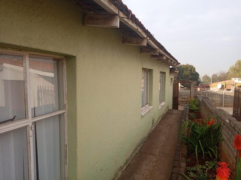 Investor Special with Approved Plans!! - Photo 4
