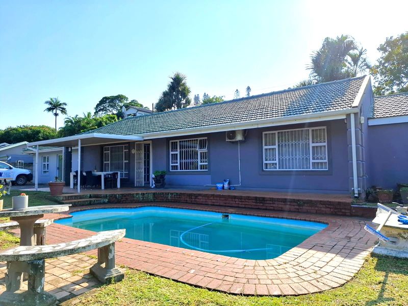 Freestanding house & Granny cottage - Photo 1