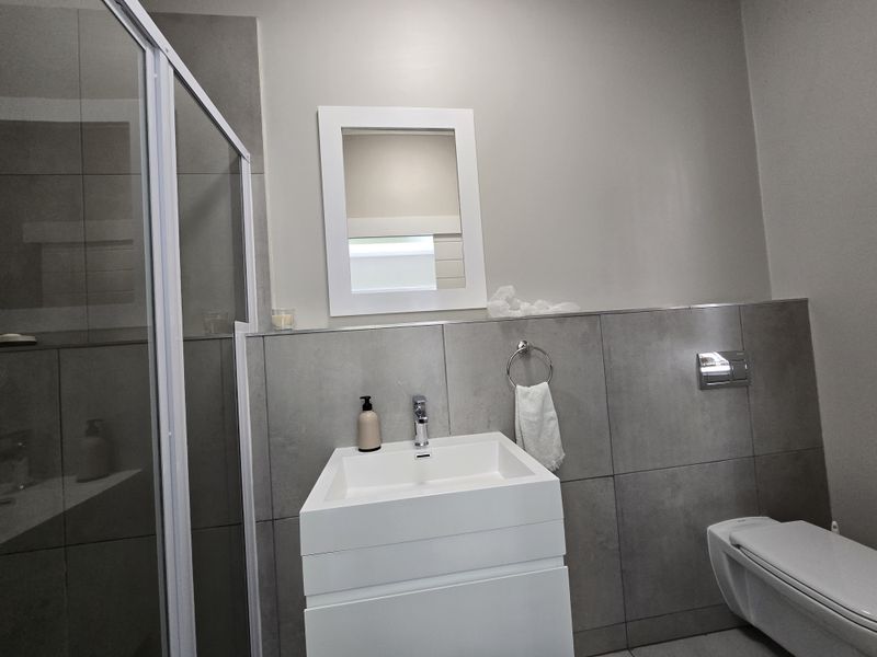 Modern Ground Floor Apartment in Manor Gardens - Photo 9