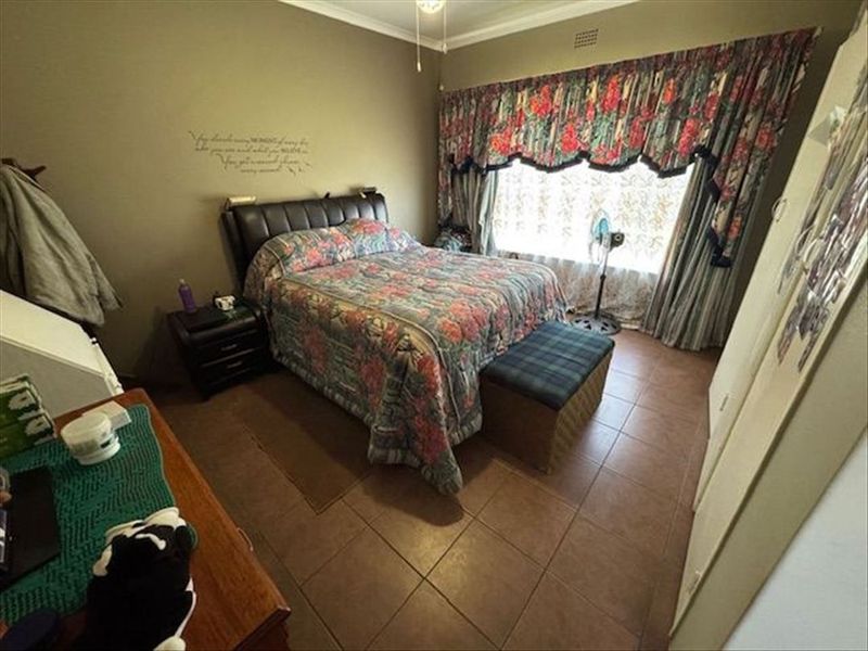 The Family Home You've Been Waiting For - Photo 8