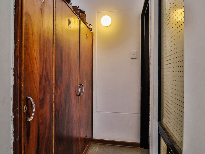 SECURE BACHELOR APARTMENT FOR SALE - Photo 10