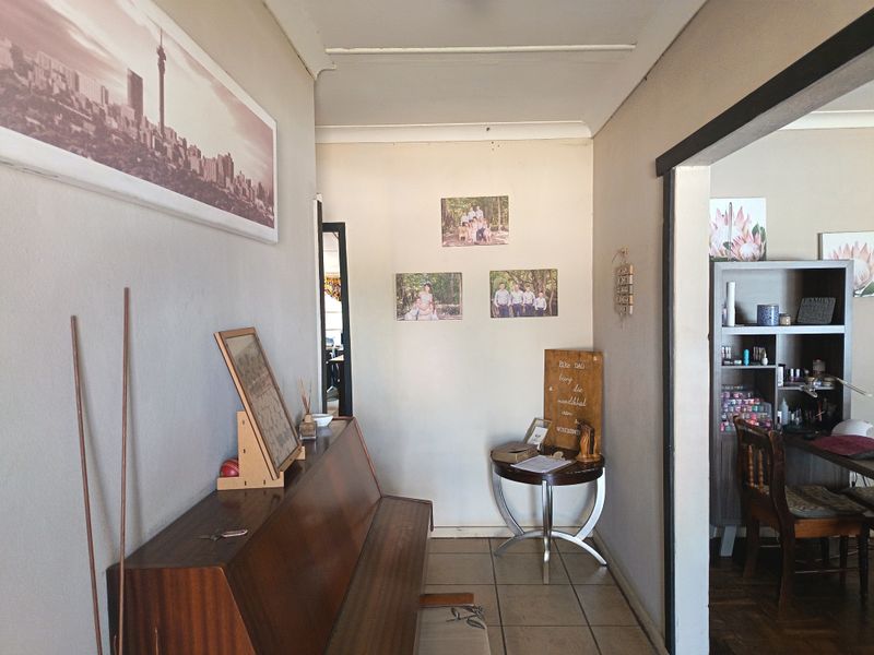 Three bedroom house in Meyerton Central - Photo 2