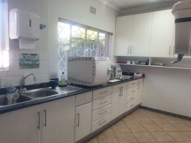 4 Consulting Room practice for sale in Dalview - Photo 10