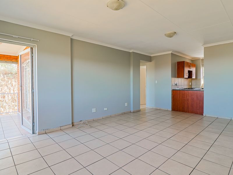 Spacious 2-Bedroom Apartment with Modern Comfort – Ideal for Families or Investors - Photo 1