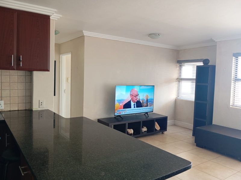 Beachfront Apartment - Exceptional Beachfront Investment Opportunity - Photo 4
