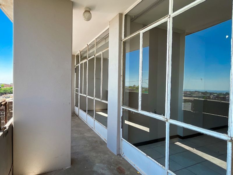 Spacious 2-Bedroom Apartment with Modern Comfort – Ideal for Families or Investors - Photo 9