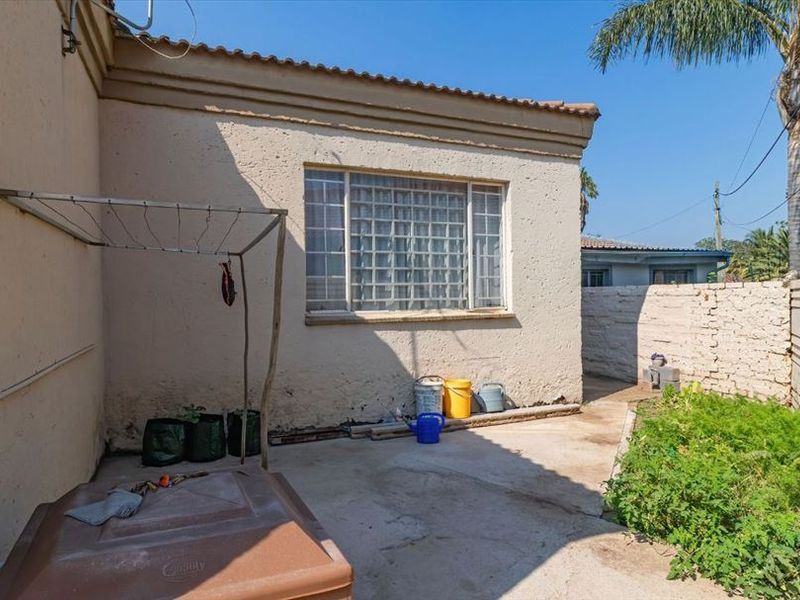Neat 3 Bedroom 2 Bathroom Home in Kempton Park Ext 2 - Photo 8