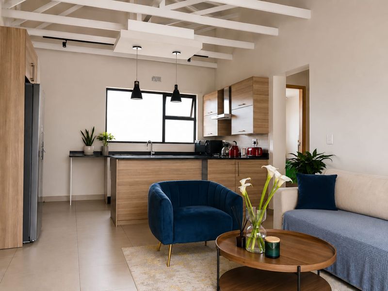 Modern 2-Bedroom Apartment with Stunning Views - Photo 2