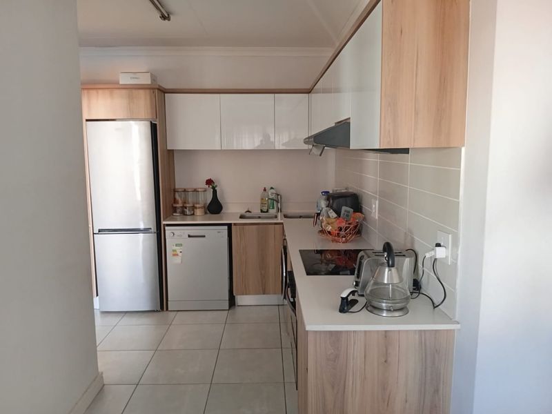 Apartment Block Rental Monthly In Pretoria - Photo 8