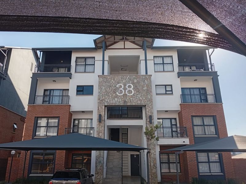 Apartment Block Rental Monthly In Pretoria - Photo 3