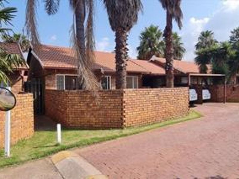 A Home to Call Your Own !! - Photo 1