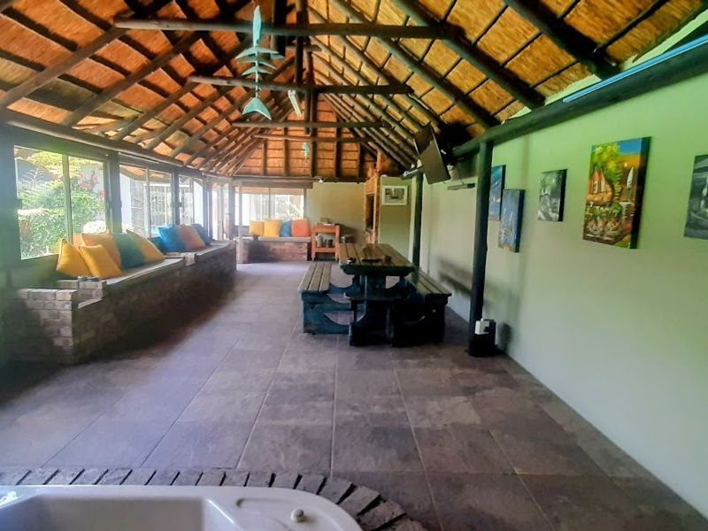 Executive Home with luxury flatlet - Birchleigh Kempton Park - Photo 8