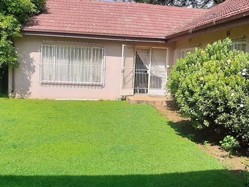 SMALL HOLING- POMONA KEMPTON PARK FOR SALE - Photo 2