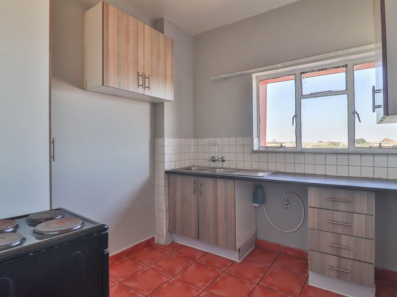 Calling all investors and first time home buyers - Photo 3