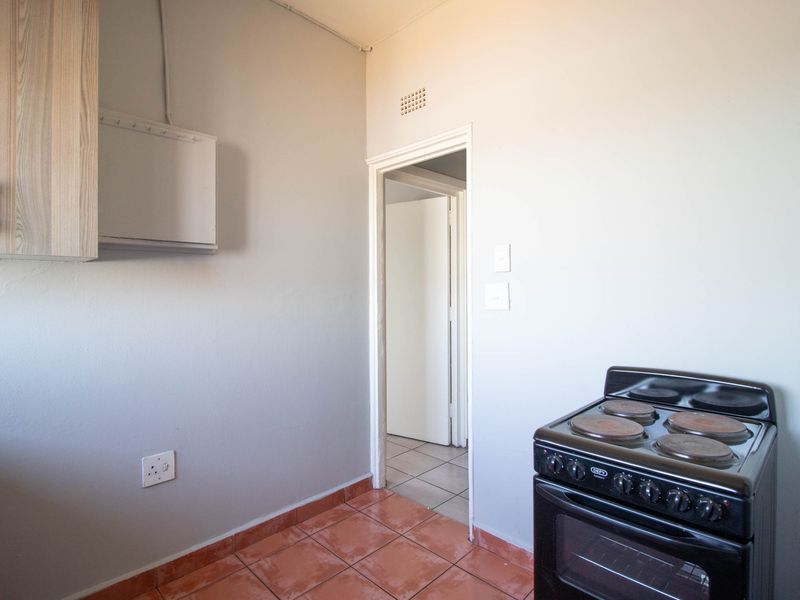 Calling all investors and first time home buyers - Photo 5