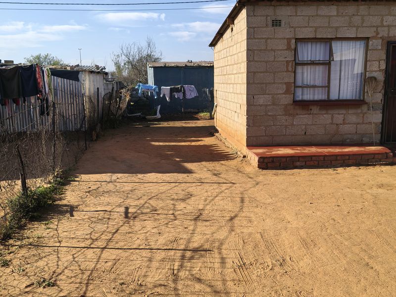 One bedroom RDP for sale - Photo 3