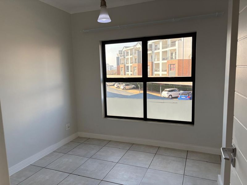 1 Bedroom Apartment - Photo 8