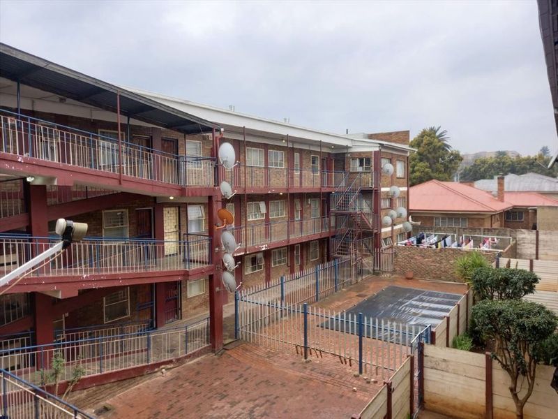 A Great Opportunity for First-Time Buyers & Investors! - Photo 1