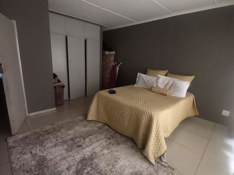 A Great Opportunity for First-Time Buyers & Investors! - Photo 4