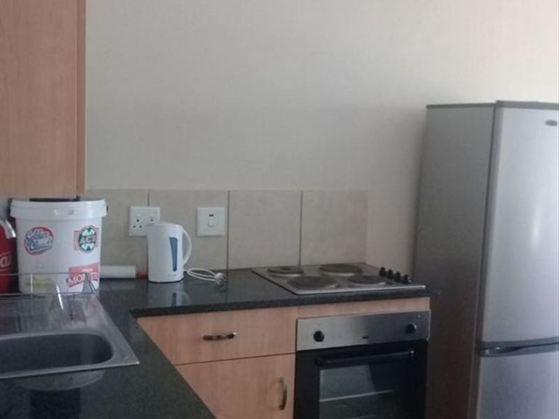 2-Bedroom Second Floor Apartment  Kempton Park - Photo 3