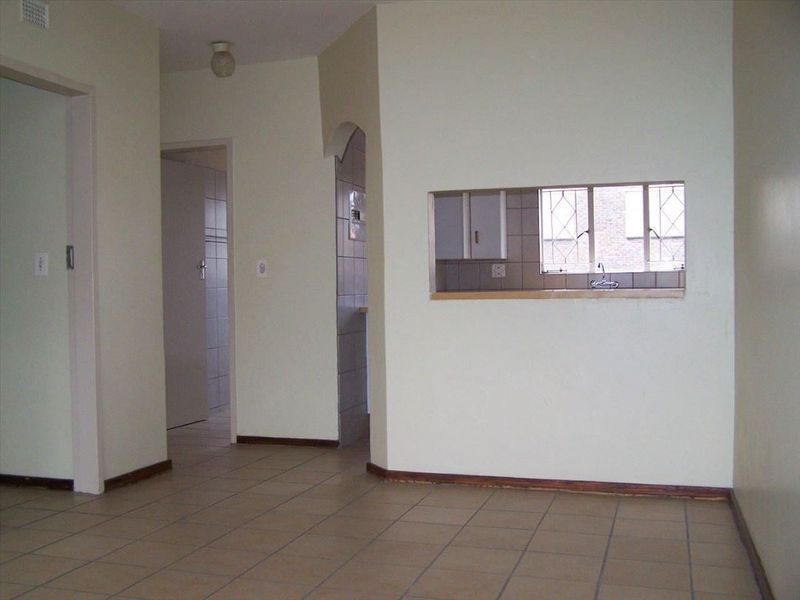 1ST FLOOR NEAT 2-BEDROOM APARTMENT FOR SALE - Photo 9