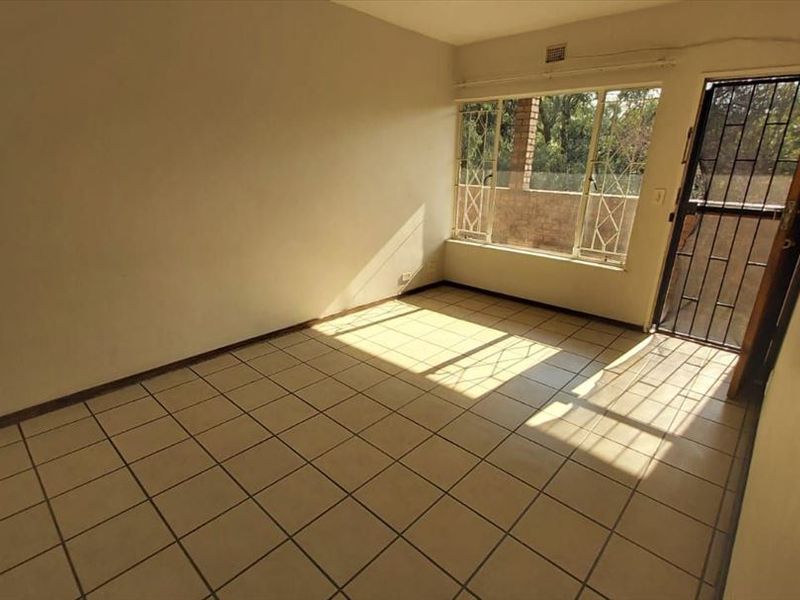 1ST FLOOR NEAT 2-BEDROOM APARTMENT FOR SALE - Photo 7