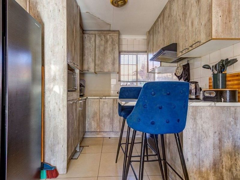 Spacious 3-Bedroom Apartment - Pet-Friendly - Photo 4
