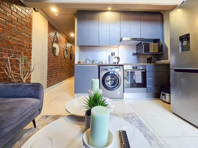 Beautiful New York-Style Loft Apartment for Sale in Umhlanga - Air BNB Friendly - Photo 7