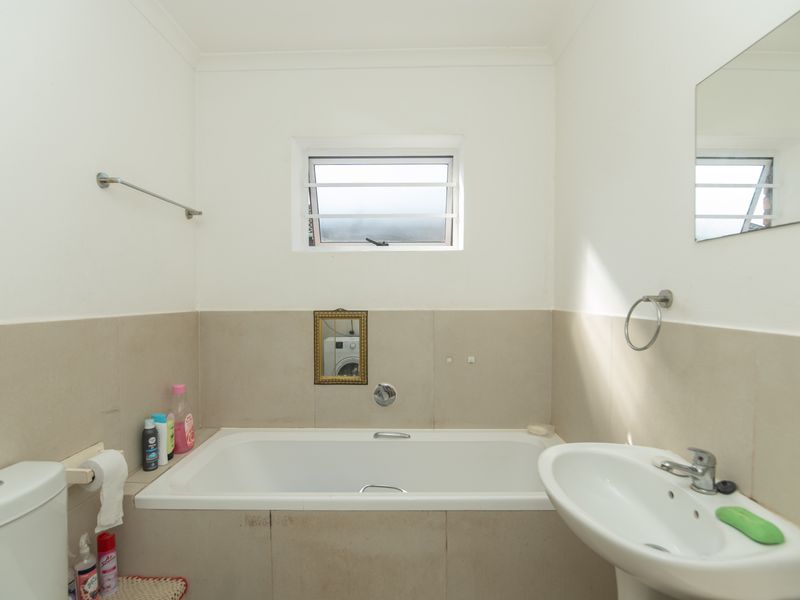 STOP PAYING RENT AND PAY YOUR OWN HOME - Photo 10