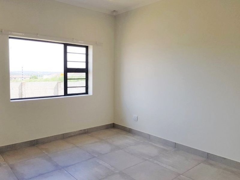 KAMMA HEIGHTS 3 BED 2 BATH HOUSE WITH DOUBLE GARAGE FOR RENT - Photo 6