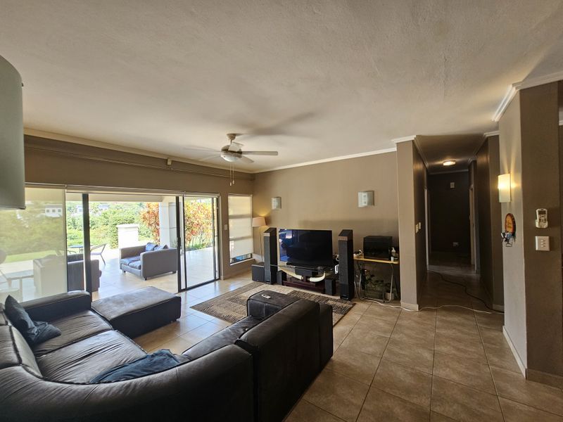 4 Bedroom Apartment In Palm Lakes Estate - Photo 10