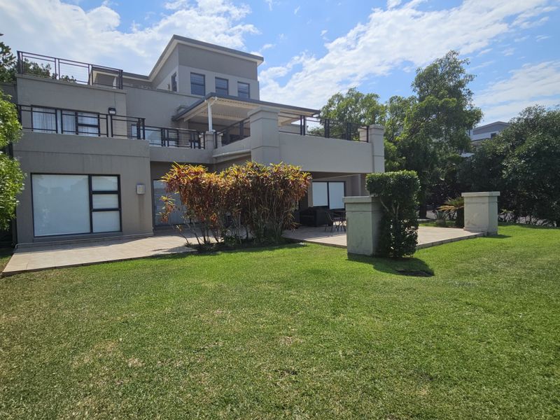 4 Bedroom Apartment In Palm Lakes Estate - Photo 2