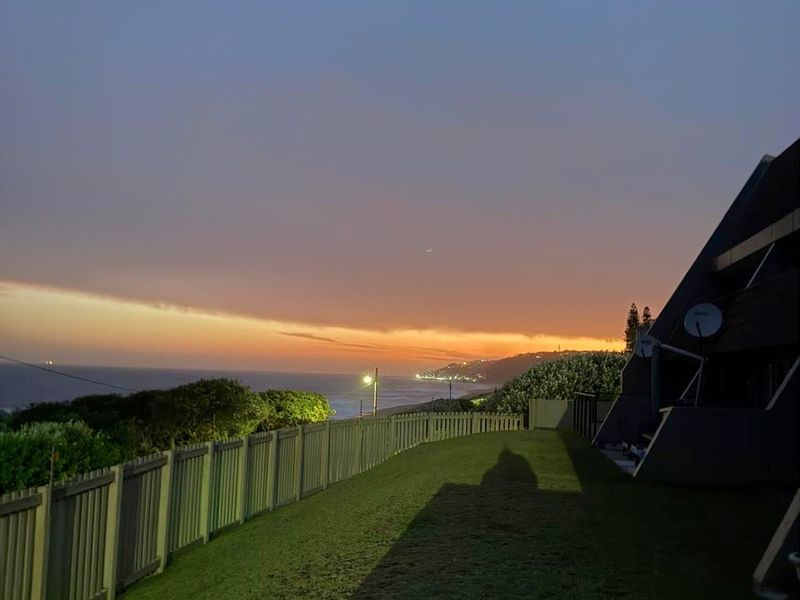 Stunning 3-Bedroom Beachfront Apartment - Photo 2