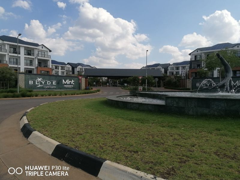 Apartment Rental Monthly In Pretoria - Photo 6