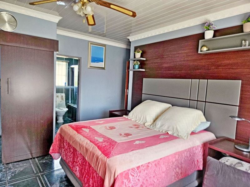4 Bedrooms on a 1,348m2 Stand! - Photo 9